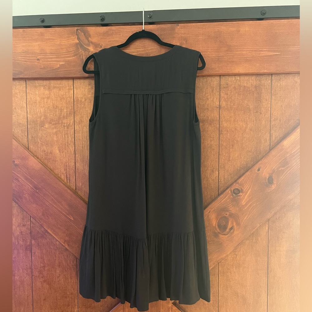 J. Crew Ruffle-Hem Shift Dress Black J1603 Medium - NEW - Picture 2 of 4